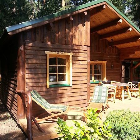Holzhaus Waldwichtel Am Wald Und See Neuruppin Esterno foto