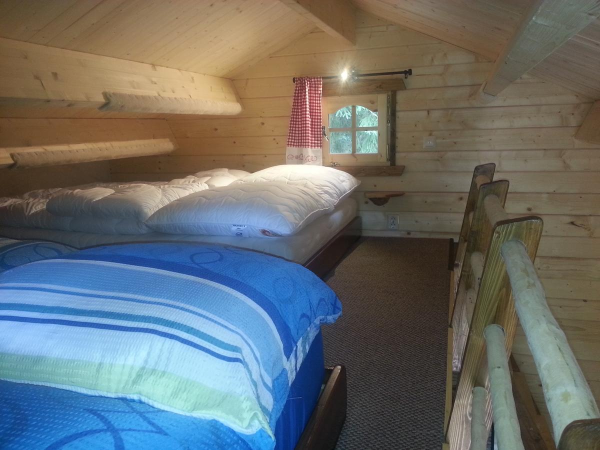 Holzhaus Waldwichtel Am Wald Und See Neuruppin Esterno foto